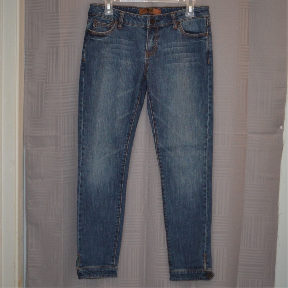 R + D Research development jeans